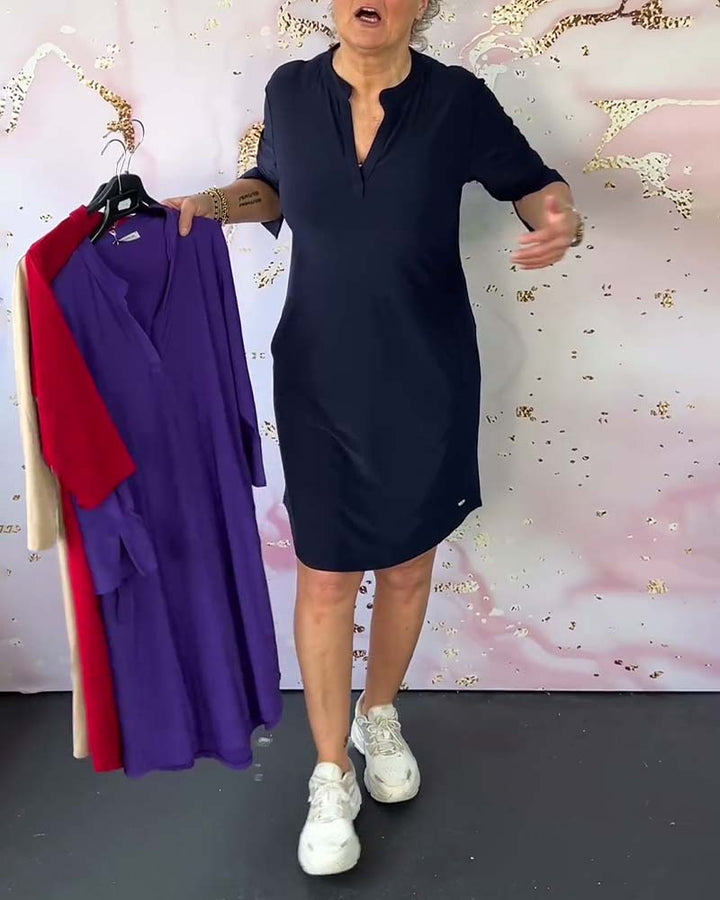 Hanneke™ | Robe unie avec décolleté en V
